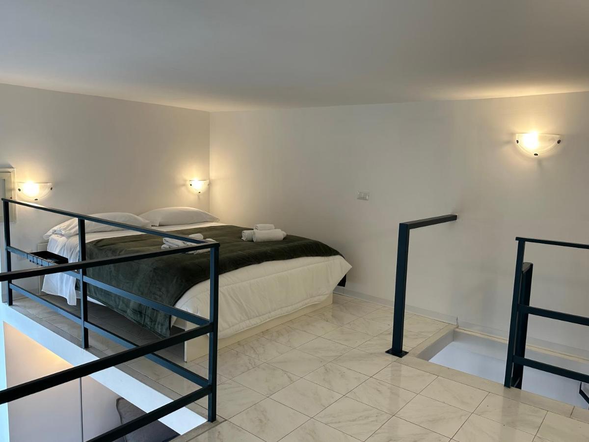 La Dimora Al Castello Central Flat Naples - My Place Εξωτερικό φωτογραφία