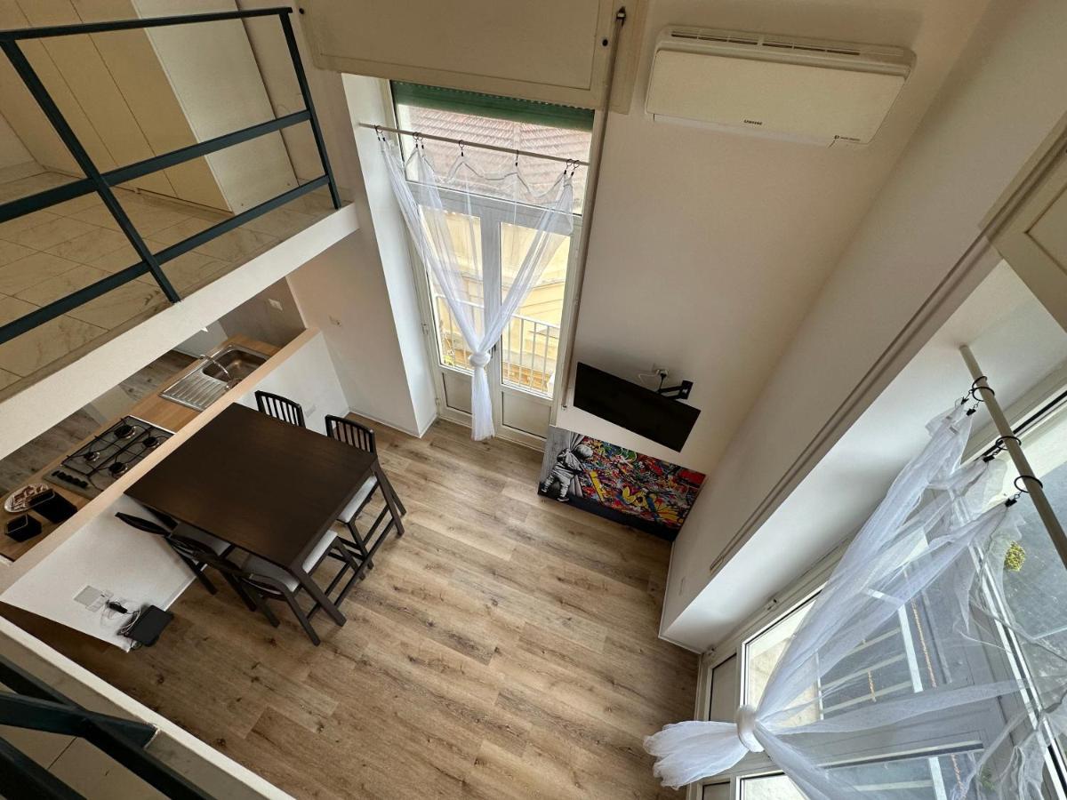 La Dimora Al Castello Central Flat Naples - My Place Εξωτερικό φωτογραφία