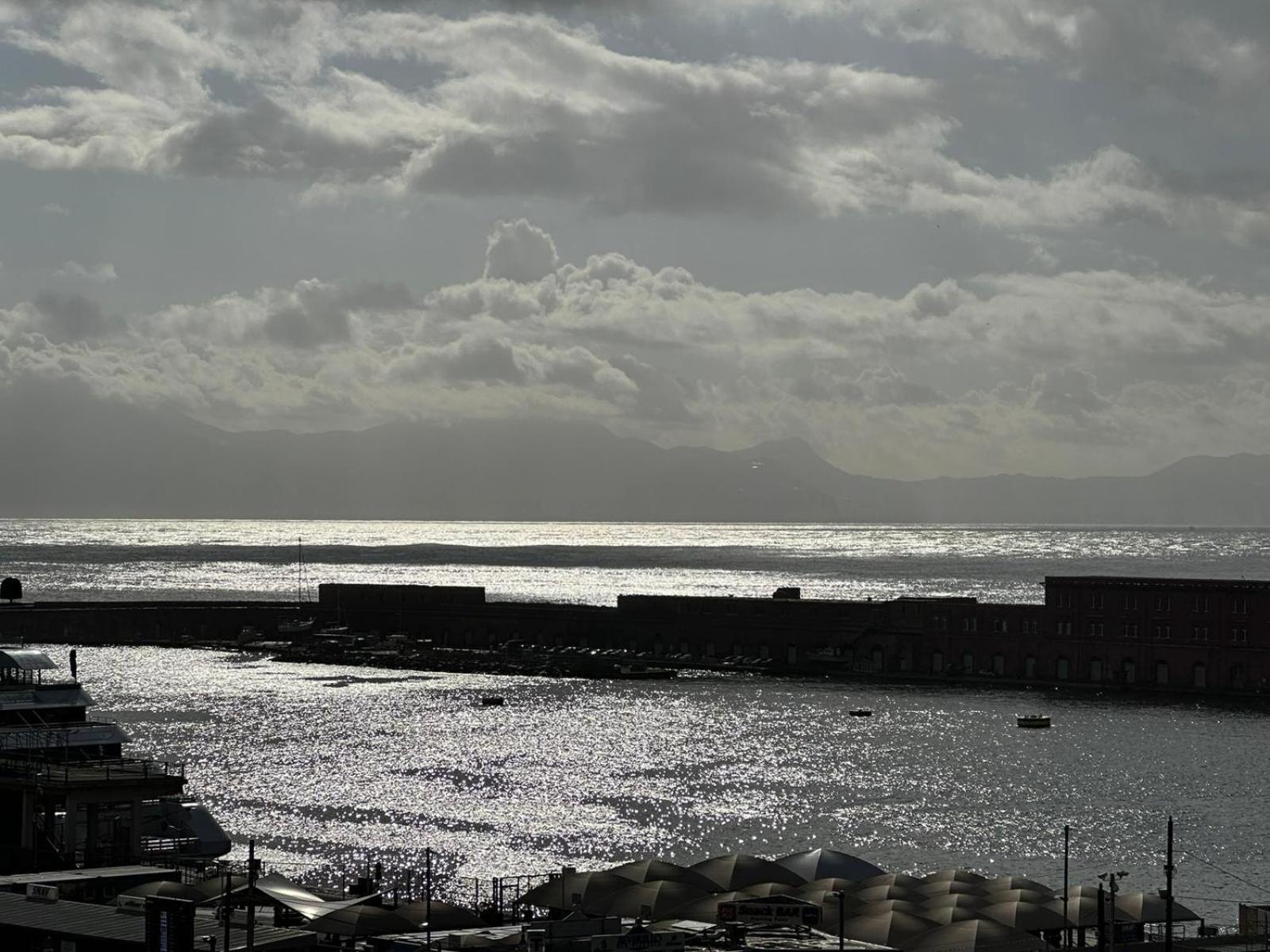La Dimora Al Castello Central Flat Naples - My Place Εξωτερικό φωτογραφία